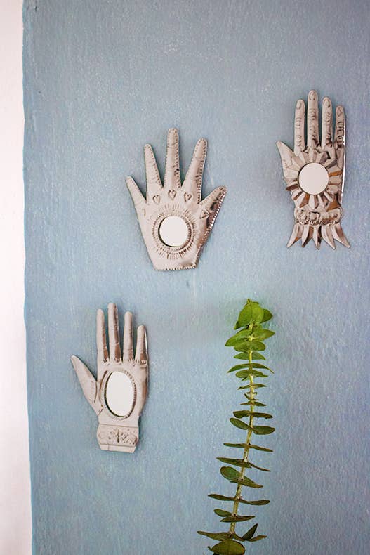 Ornement en étain Milagro mexicain à main